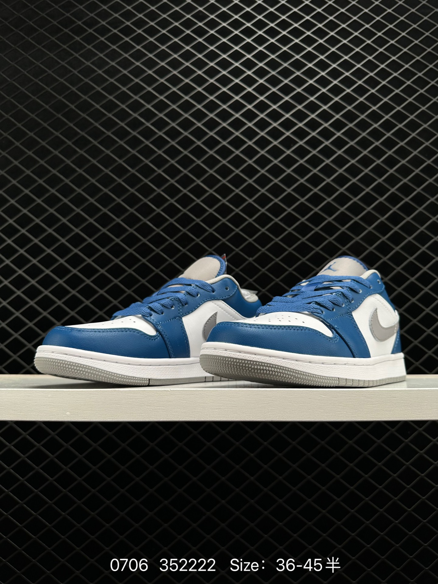 Nike Air Jordan 1 Mid